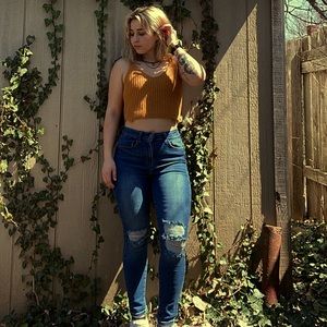 Meet your Posher, Mckenzy